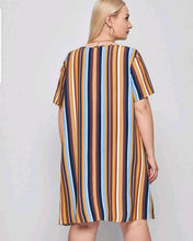 Load image into Gallery viewer, POCKET STRIPED DRESS
